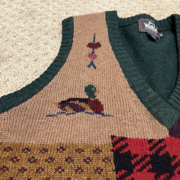 WOOLRICH 100% Wool Sweater Vest Mallard Size M V Neck Teacher - Picture 7 of 9